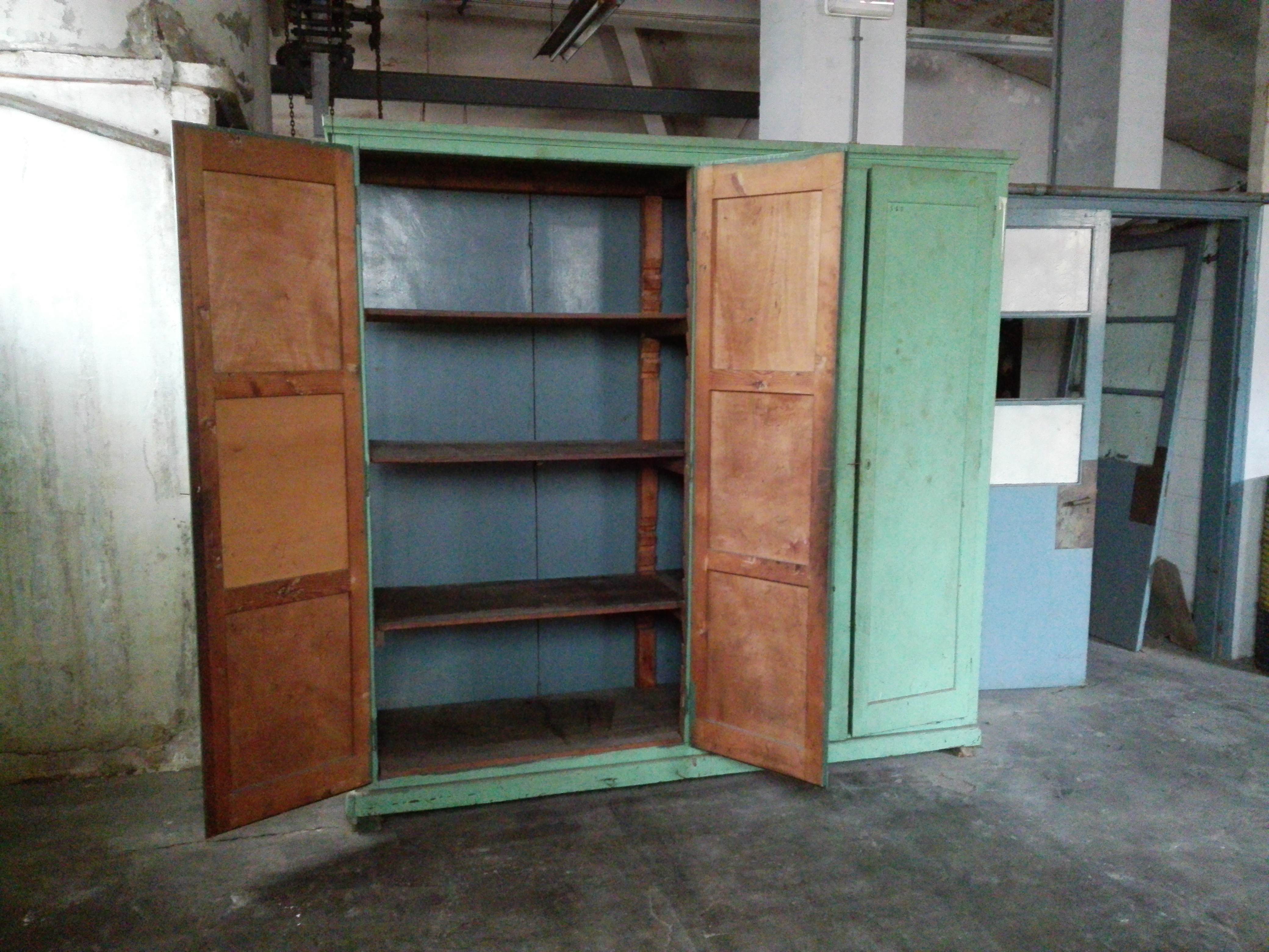 armario taller madera 226x232x64 1u